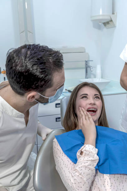 Best Holiday Emergency Dentist in Monroe, GA